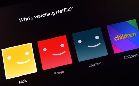 Netflix thử nghiệm thu phí với người dùng chia sẻ tài khoản