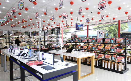 Tân sinh viên sẽ nhận ưu đãi đến 30% khi chọn mua laptop tại FPT Shop