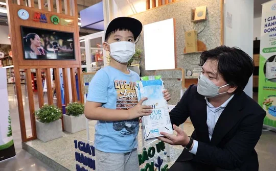 Giảm phát thải khí nhà kính 36% trong một năm nhờ tăng cường sử dụng năng lượng tái tạo