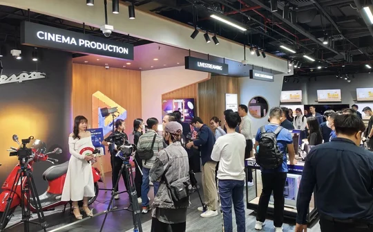 Sony Electronics chính thức khai trương Sony Store đầu tiên tại TP.HCM