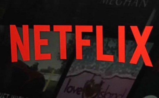 Netflix đẩy mạnh nỗ lực thu phí người dùng chia sẻ tài khoản