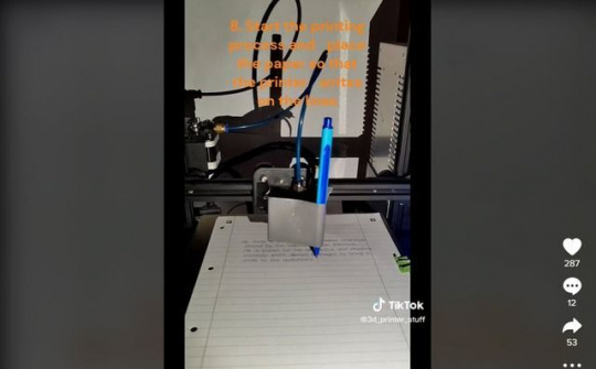 Học sinh dùng ChatGPT và máy in 3D để làm bài tập về nhà