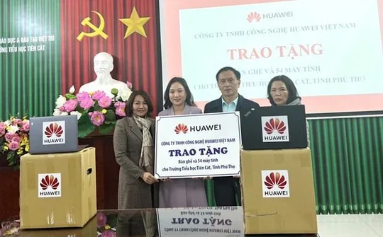 Huawei Việt Nam đưa công nghệ trong giáo dục đến vùng cao