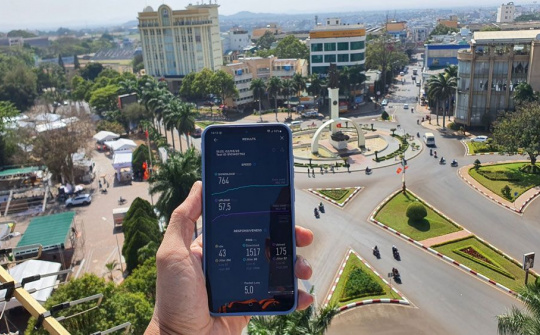 Trải nghiệm sóng VinaPhone 5G tại Lễ hội cà phê Buôn Ma Thuột 2023