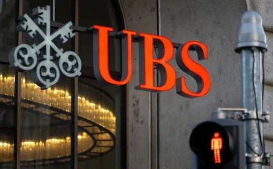 Ngân hàng UBS đang đàm phán mua lại Credit Suisse