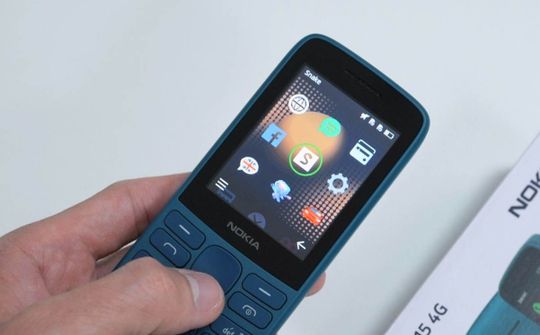 Giới trẻ Mỹ ngày càng thích điện thoại phổ thông