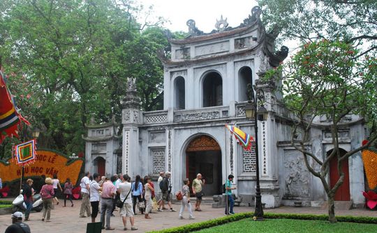 Hà Nội: Tích hợp vé và biên lai điện tử ở Văn Miếu - Quốc tử Giám
