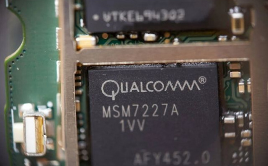 Chip Qualcomm bị tố thu thập và truyền thông tin người dùng