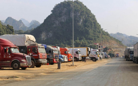 Giảm ùn ứ nông sản tại các cửa khẩu khi nông sản vào vụ