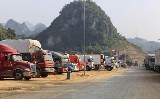Giảm ùn ứ nông sản tại các cửa khẩu khi nông sản vào vụ