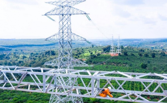Việt Nam cần khoảng 135 tỉ USD đầu tư nguồn, lưới điện