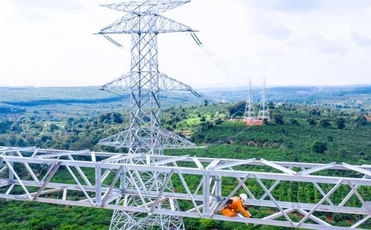 Việt Nam cần khoảng 135 tỉ USD đầu tư nguồn, lưới điện