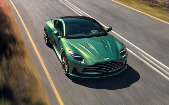 Vì sao Aston Martin DB12 vừa ra mắt tại Singapore lại được lòng giới chơi xe?