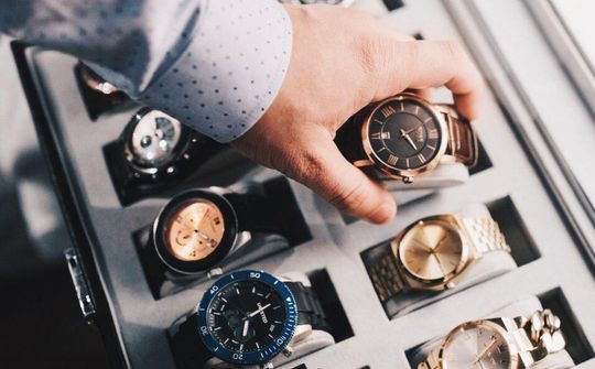 Hãy Quiet Luxury cùng những chiếc đồng hồ đúng chuẩn