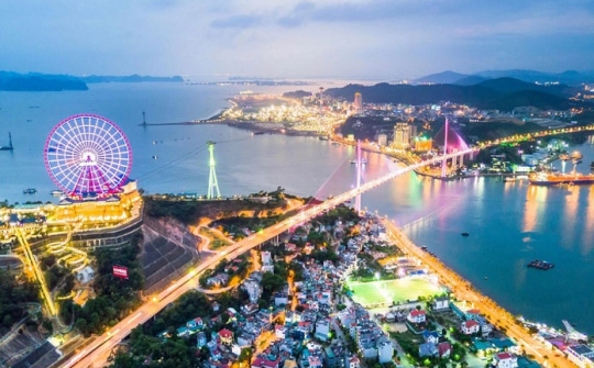 Quảng Ninh hướng tới kinh tế số, chuyển dịch kinh tế từ nâu sang xanh