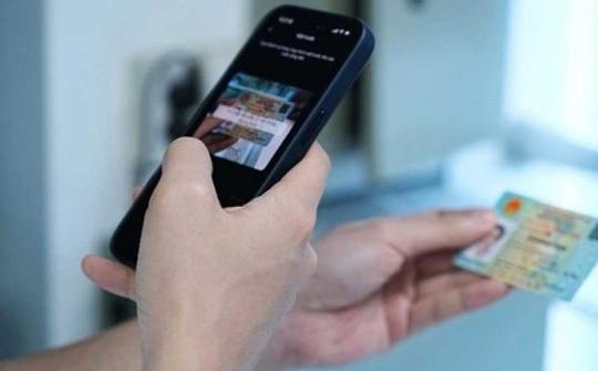 Từ 1/1/2025, tài khoản ngân hàng không xác thực thông tin CCCD bị dừng giao dịch