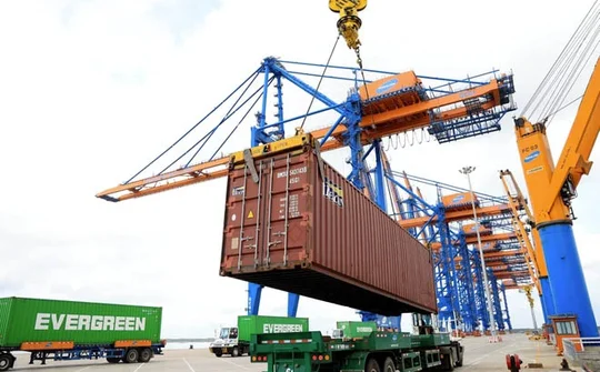 Nhận diện động lực tăng trưởng ngành cảng biển và logistics