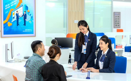 Sacombank lần đầu được Fitch Ratings xếp hạng tín nhiệm