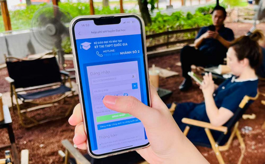 Nộp phí xét tuyển ĐH, CĐ 2024 tiện lợi bằng QR đa năng VNPT Money