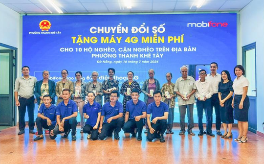 MobiFone hỗ trợ người dân chuyển đổi điện thoại 2G lên 4G