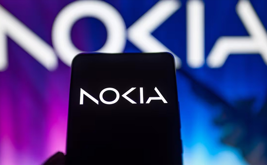 Nokia chính thức rút khỏi thị trường smartphone