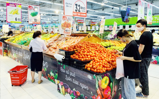 Doanh nghiệp bán lẻ: Cạnh tranh khốc liệt giành thị phần