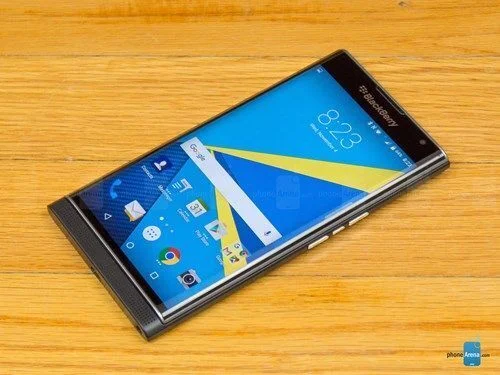 Đã có bản cập nhật phần mềm mới giúp BlackBerry Priv ổn định và tăng cường bảo mật hơn.