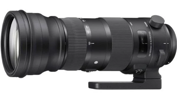 Sigma lên kệ dòng ống kính siêu zoom