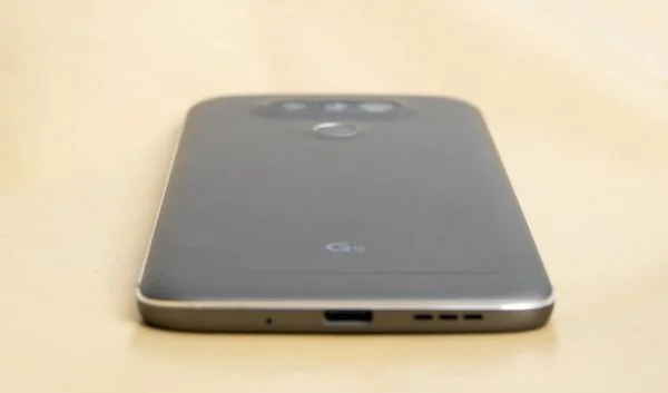 LG G6 sẽ có thiết kế chống thấm nước thay vì kiểu mô đun như mẫu LG G5?