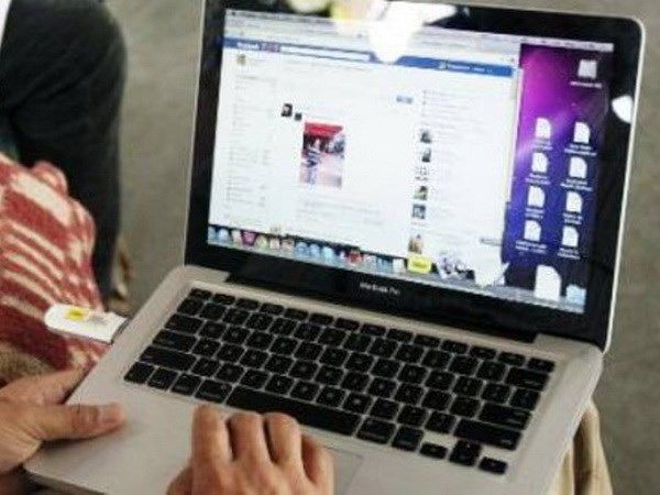 Nghị định mới quản lý chặt chẽ hơn hoạt động của giới showbiz