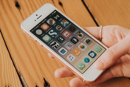 Apple ước tính vòng đời iPhone dựa trên số liệu về tuổi thọ những chiếc iPhone mà khách hàng đã sử dụng.