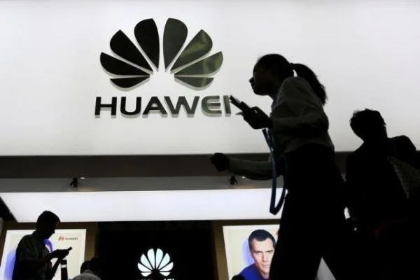 Đến lượt Huawei tuyên chiến với Samsung về vi phạm bằng sáng chế