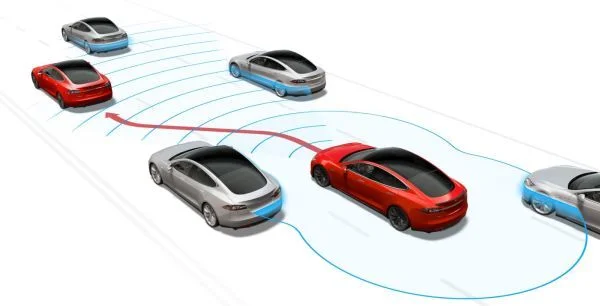 Cảnh sát tìm thấy một đĩa DVD trong chiếc Model S gặp tai nạn