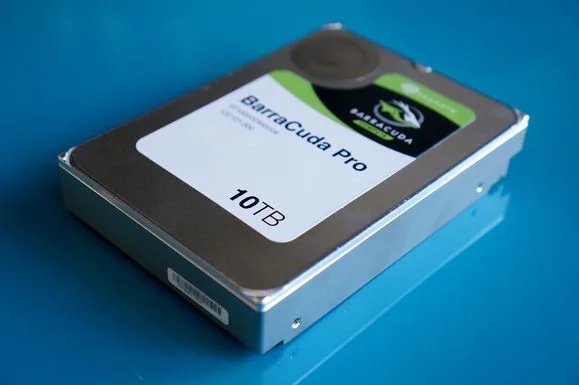 Doanh số PC toàn cầu tiếp tục giảm trong quý 2/2016