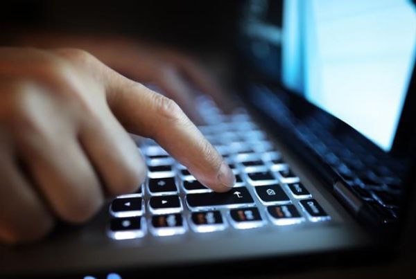 Phát hiện keylogger trong driver của một số dòng laptop HP