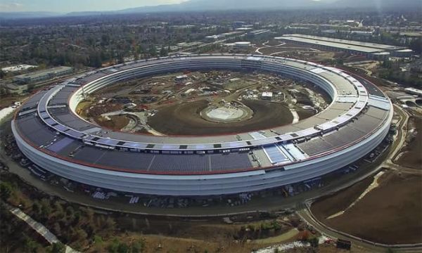 apple, apple campus 2,CEO Steve Jobs, Steve Jobs, trụ sở, flycam, bãi đỗ xe, apple park