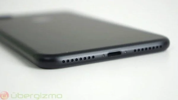 iPhone 2017 sẽ trang bị giao tiếp USB Type-C thay vì ngõ Lightning