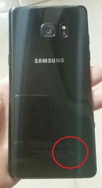 Chiếc Note 7R được rao bán tại Trung Quốc với chữ R lớn ở phần thông số phía sau