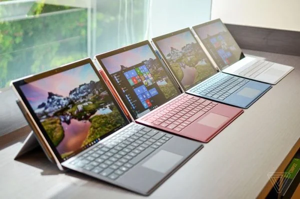 Surface Pro (2017) cho đặt hàng từ 23/5, giá khởi điểm 799 USD