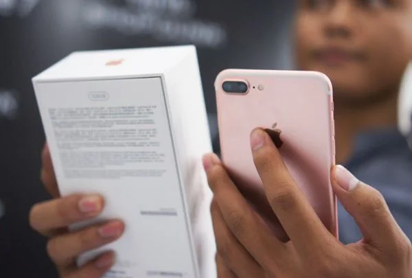 iPhone 7 mất giá không phanh tại thị trường Việt Nam