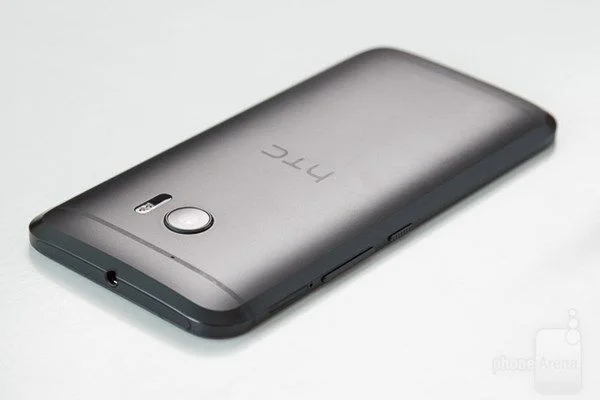 HTC 10 chính thức được cập nhật Android Oreo