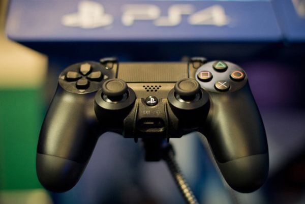 PlayStation 4 gặp lỗi có thể biến thành 