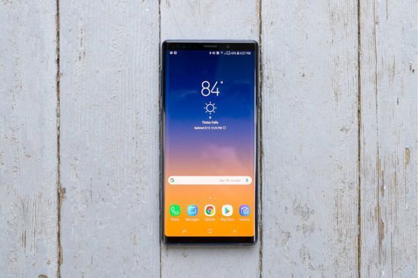 Xiaomi ra mắt máy hút bụi cầm tay, diệt khuẩn bằng tia UV