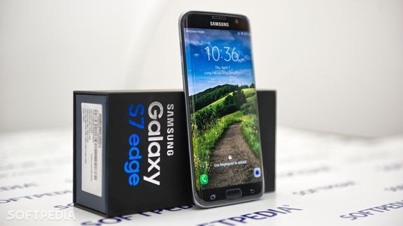 Samsung quay trở lại với chuỗi smartphone Edge