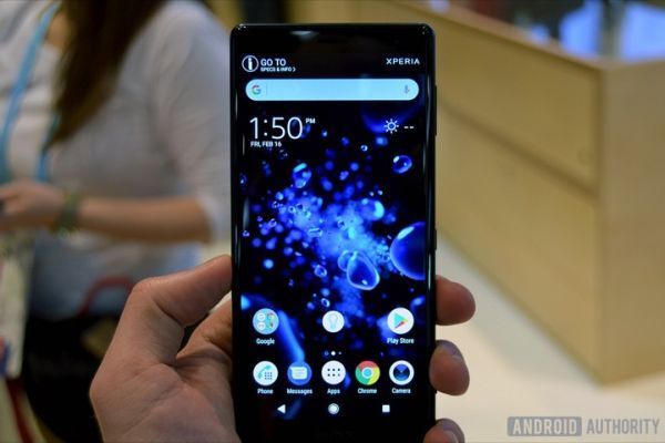 Sony tặng máy PS4 cho khách hàng đặt mua Xperia XZ2 tại Anh Quốc