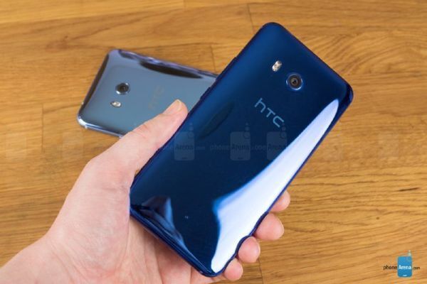 HTC U11 đang giảm giá tới 40% trên Ebay