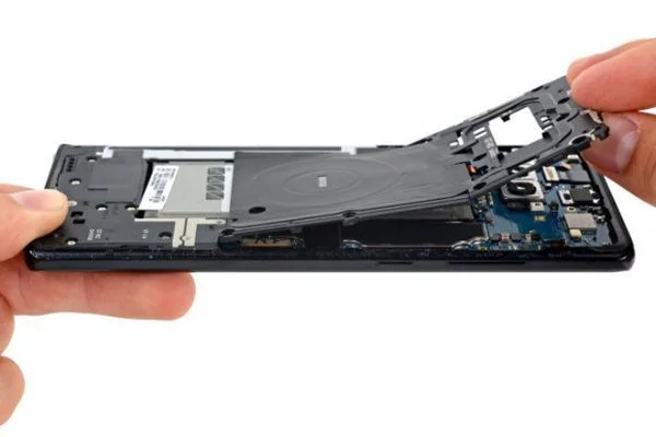 Galaxy Note 9 sẽ có màn hình và pin lớn hơn