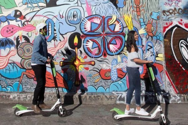 Uber và Lyft muốn mở rộng thị trường xe scooter điện