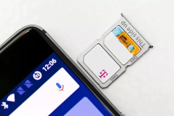 Vì sao Apple cần phải sản xuất iPhone phiên bản 2 SIM?