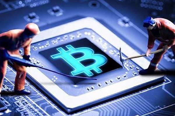 Lợi dụng lỗ hổng để đào tiền ảo nằm trong Top 10 nguy cơ về sự cố ATTT 2018